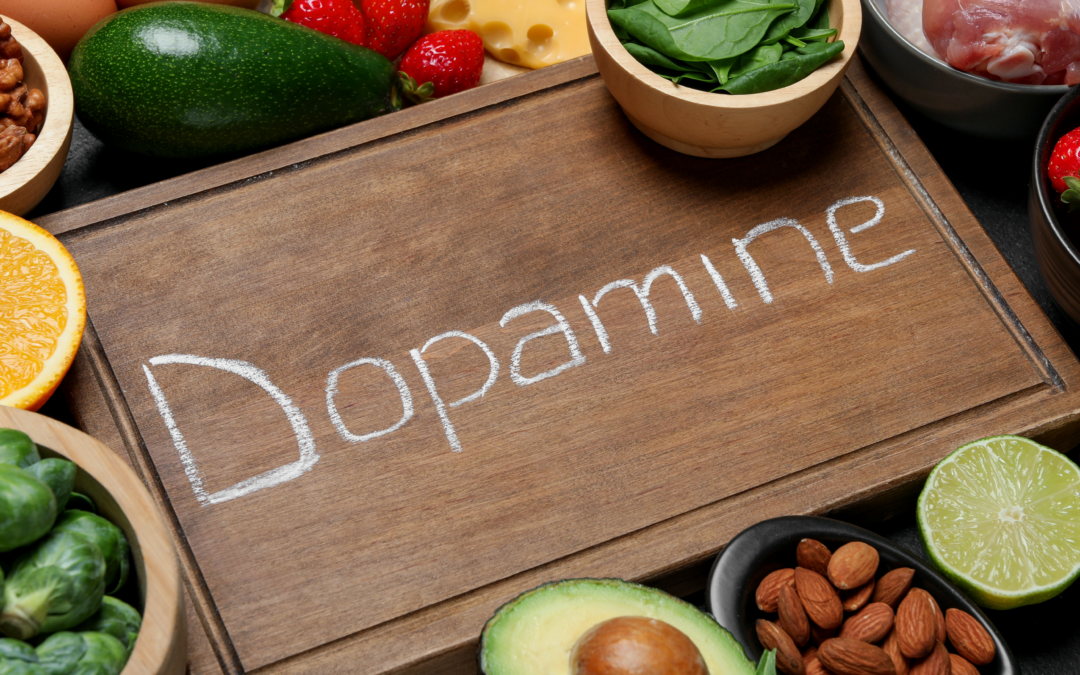 L&rsquo;alimentation « Dopamine-Friendly » : les menus qui boostent naturellement l&rsquo;hormone du bonheur