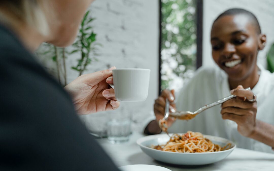 Qu’est-ce que l’alimentation consciente et comment l’intégrer dans son quotidien ?