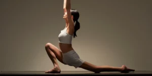 5 postures yoga pour retrouver l’ancrage et calmer le mental